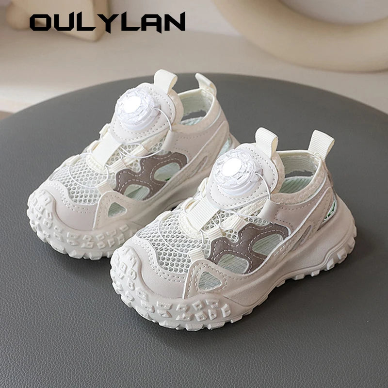 2024 Boys Hollow Mesh Breathable Casual Shoes